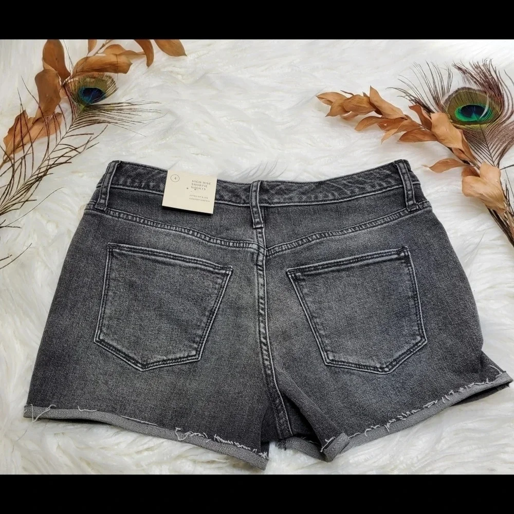 Universal Thread High Rise Shorts - Picture 4 of 4